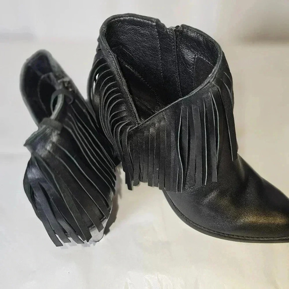 Jessica Simpson‎ leather fringe booties - Picture 4 of 10